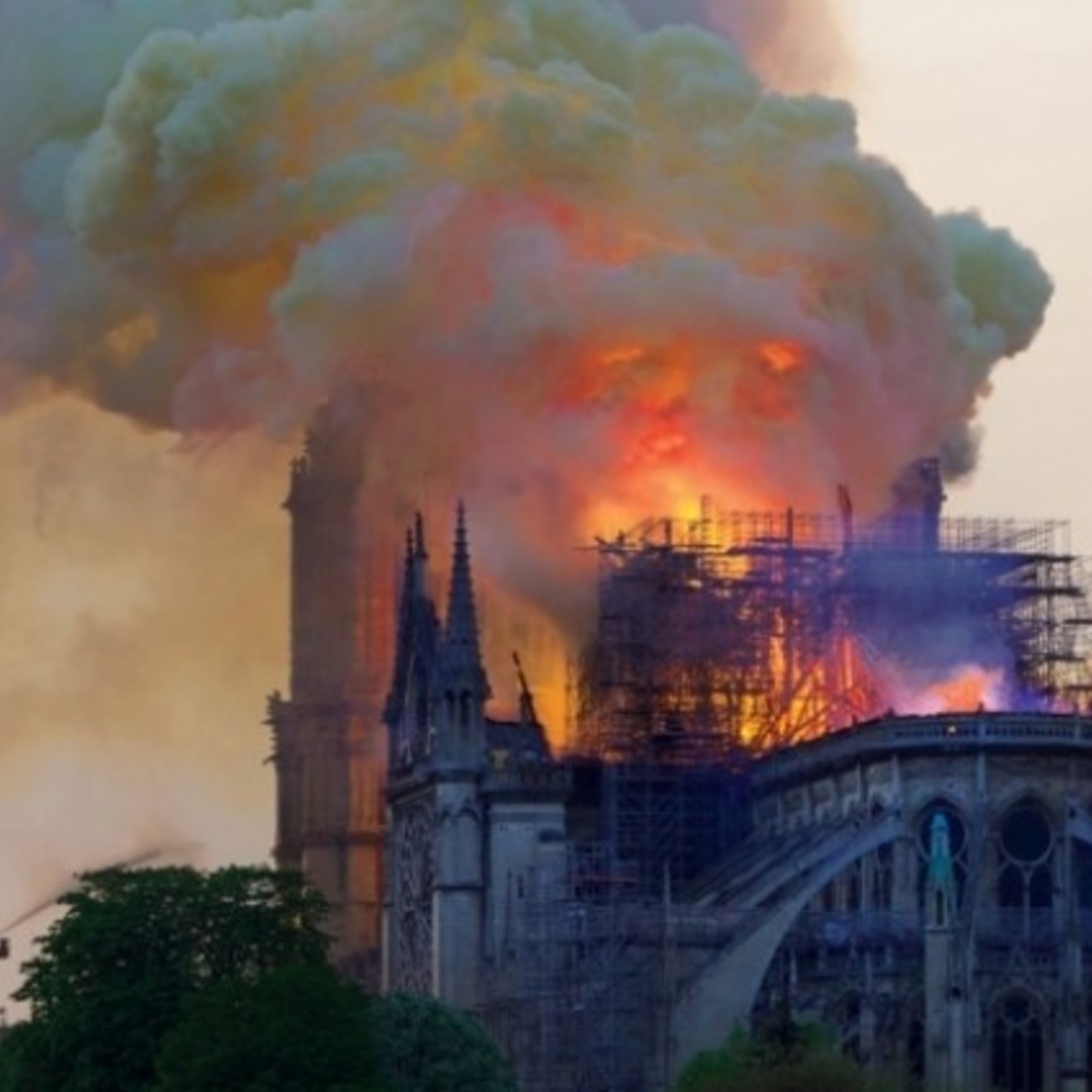 Notre Dame Burn