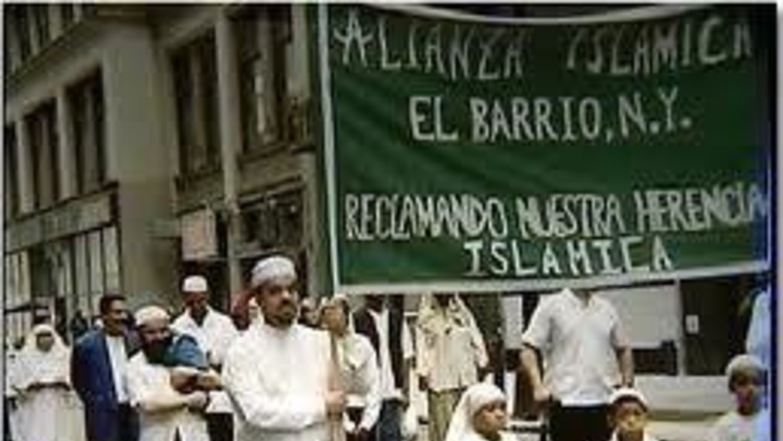 Latino Muslims